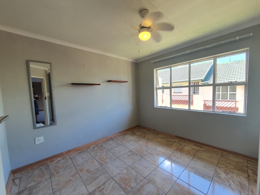 2 Bedroom Property for Sale in Geelhoutpark North West